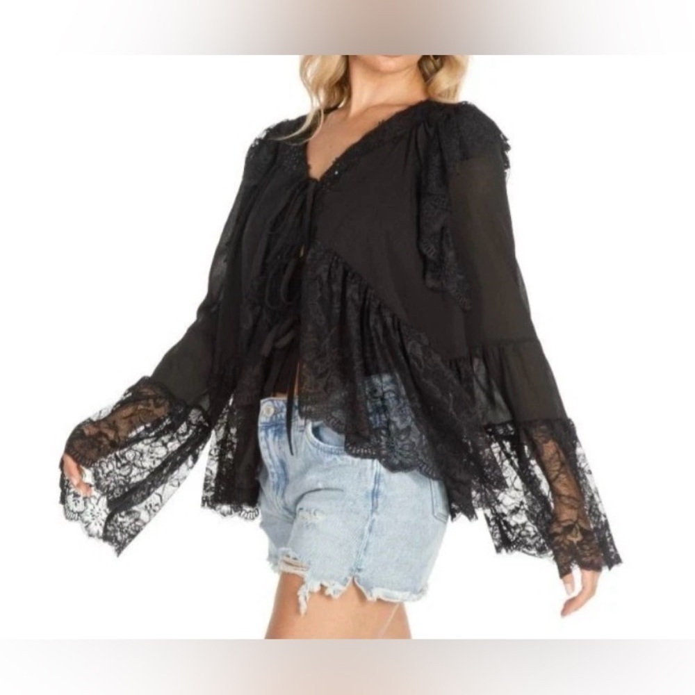 Elegant Black Lace Women Top - Picture 3 of 10